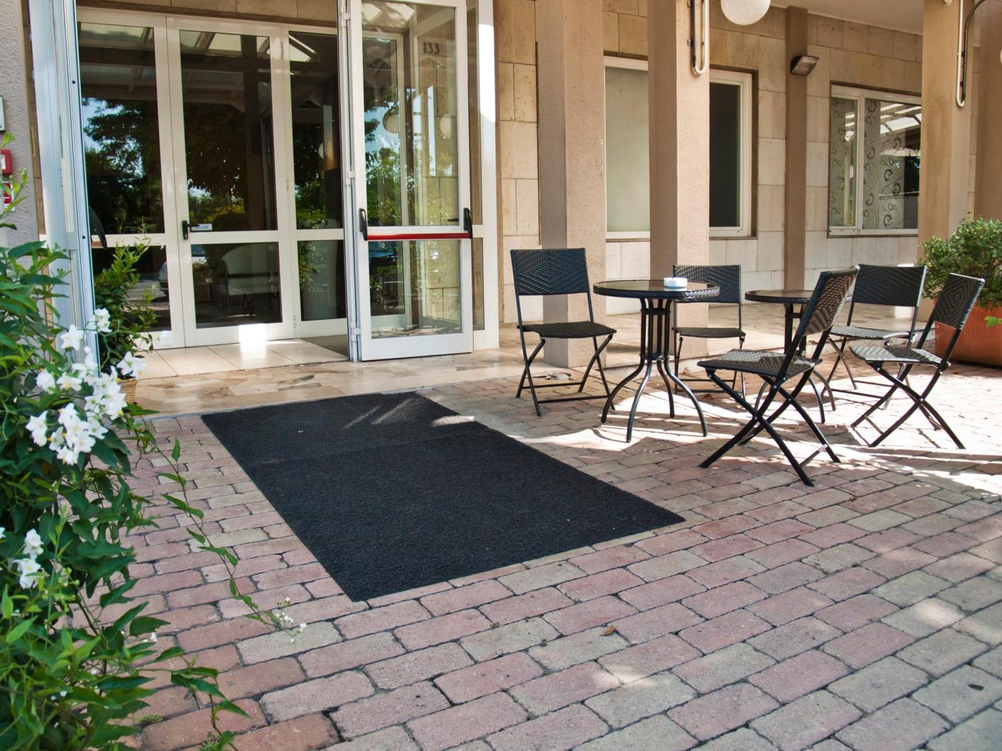 Hotel Cremona Viale エクステリア 写真